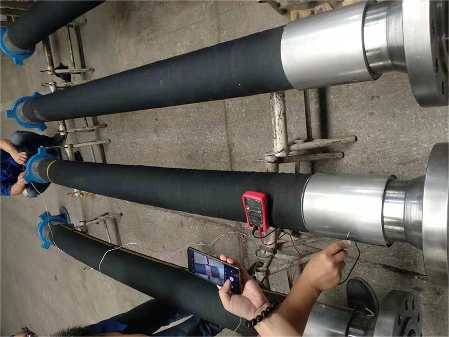 DN100耐酸碱吸排软管在工业输送中的选型与工程实践